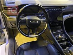 جیپ L گراند شیرۆکی